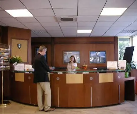 Hotel Regina 2*